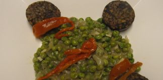 Guisantes a la cerveza con morcilla Guisantes a la cerveza con morcilla