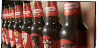 Cruzcampo vuelve con otra de sus Ediciones Limitadas «Con mucho acento» Botellines Cruzcampo Edición Limitada Con mucho sabor